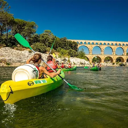 3 Bedroom Amazing In Montfavet Avignon